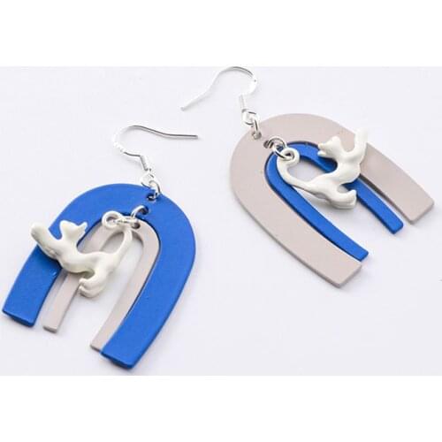 Geometry Color-matching U-shaped Metal Sheet Cat Earrings Cute Simple Childlike Horseshoe Acrylic material Hoop Ear Jewelry 2019
