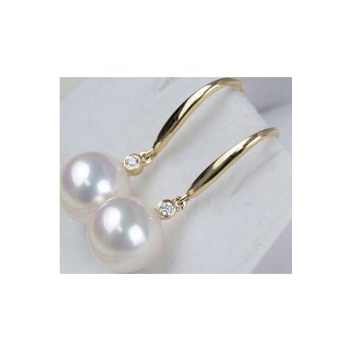 Good gorgeous pair of 10-11mm south sea white pearl earring