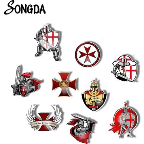 Classical Knights Templar Red Cross Acrylic Lapel Pin Roman Church Crusader Epoxy Art Resin Brooches and Pins Decorative Jewelry