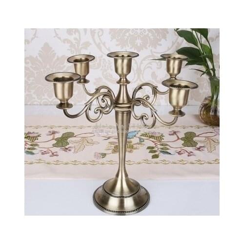 European Style Home Retro Candlelight Dinner Props Metal Candle Holder Retro 5-Arms Candelabra Candle Stand Wedding Candlestick