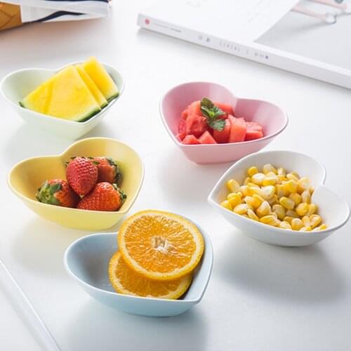 MUZITY Ceramic Dessert Plates Love Shape Design Porcelain Glazed Snack Dishes Dinner Fruit Plate