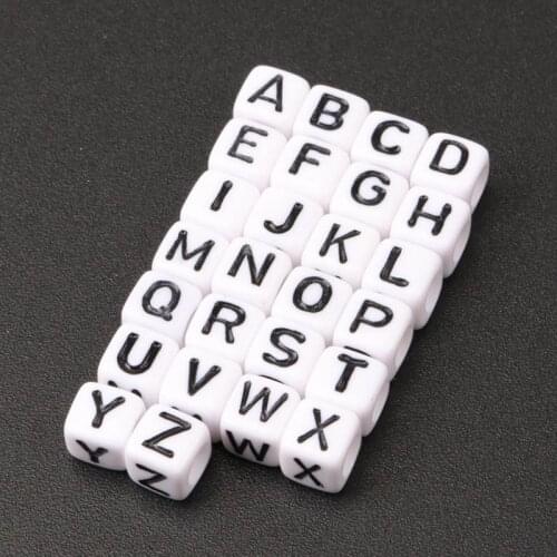 2020 Hot Wholesale Hot White Black Mixed Letter Alphabet Cube Acrylic Spacer Beads Fit Jewelry making 6mm 100Pcs