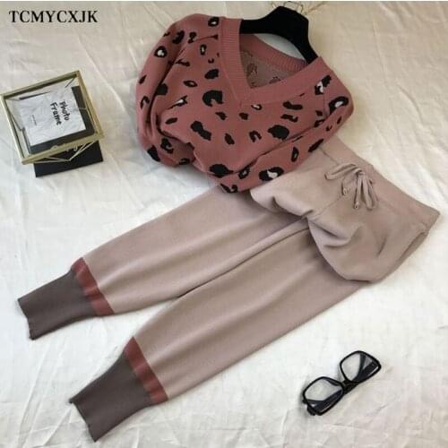 2021 Spring Knitted Suit Tracksuit Women V-neck Leopard Print Loose Womens Sweaters + Small Feet Elastic Womens Pants Suit