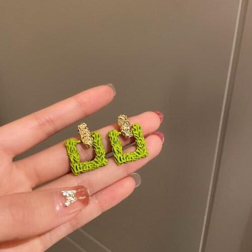 2021 New Korean Classic Green Square Paint Metal Dangle Earrings For Women Fashion Jewelry Hollow Geometric Pendientes Mujer