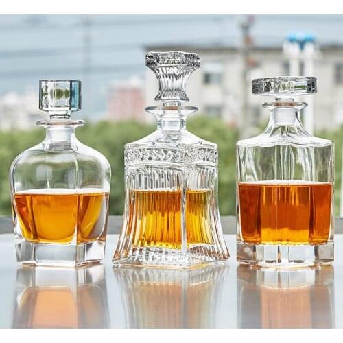 500-700ml Red Wine Awakening Bottle Whisky Bottle Lead-free Crystal Awakening Bottle European Vodka Spirit Pouring Bottle Bar