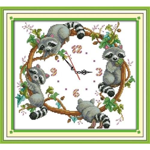 The cute little raccoons (2) cross stitch kit 14ct 11ct count print canvas wall stitching embroidery DIY handmade needlework