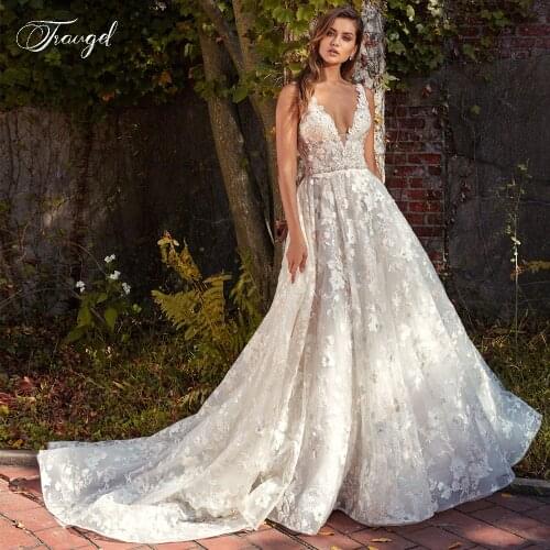 Traugel Sexy Backless V-Neck A Line Lace Wedding Dresses Luxury 3D Flowers Sleeveless Chapel Train Bridal Gowns Plus Size