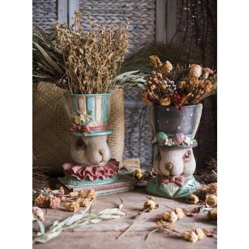 Retro literary dreams, Wonderland series, Mr. Rabbit, resin flower pot, flower decoration, decoration
