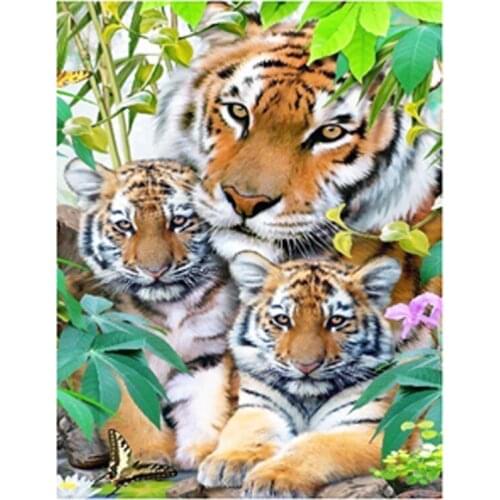 Happy Tiger Family Diamond Embroidery New 100% Full Square Drill Diamond Mosaic Painting Home Decoration A1129