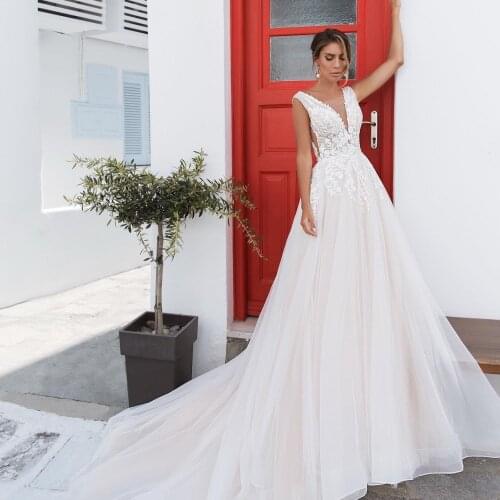 Lace Appliques V Neck Wedding Dresses 2020 Sleeveless Backless Bride Dress A line Custom Made Sweep Train Vestido De Noiva