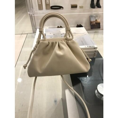 New 2019 web celebrity with same cloud package fold single shoulder oblique straddle dumplings bag handbag women bag