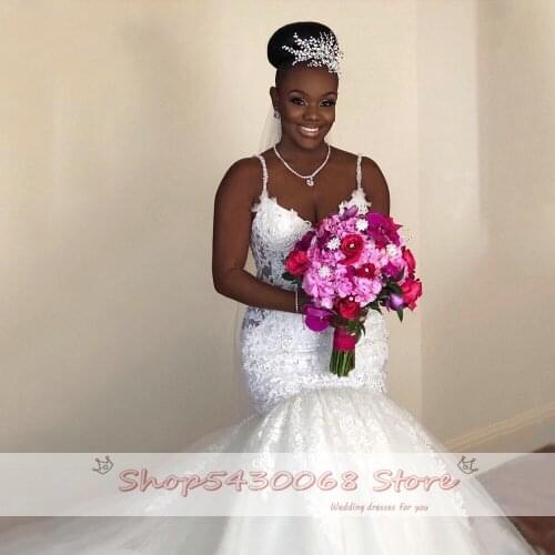 New Arrival Mermaid Wedding Dress 2020 Bridal Gown V Neck Spaghetti Backless African Black Bride Dress Lace Applique Plus Size