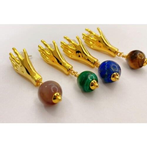 The new beaded earrings womens small hand shape copper earrings European and American exaggerated palm bead earrings