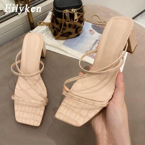 Eilyken Elegant Women Dress Shoes Summer Outdoor Beach Clip Toe Narrow Band Square Heels Slippers Fashion Peep Toe Sandalen