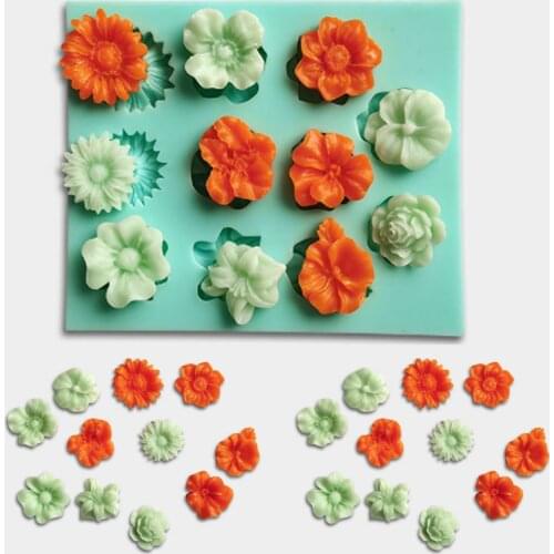 Mini flower cake decoration chocolate cupcake decoration cookies baking tool DIY silicone mold