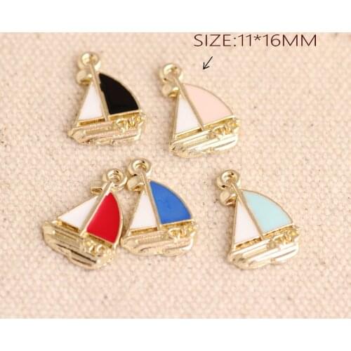 10pcs Cute Sailboat Oil Drop Enamel Marine Vehicles Pendant DIY Necklace Accessories Charms for Bracelet Jewelry Making
