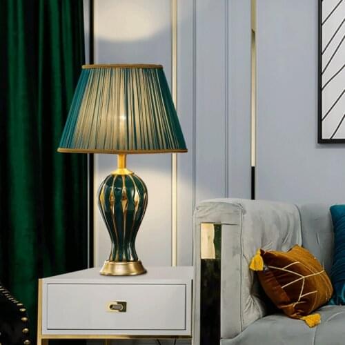 American Luxury Gold Painting Vase Ceramic Table Lamp for Bedroom Living Room Bedside Lamp Modern Household Home Decor WF1026
