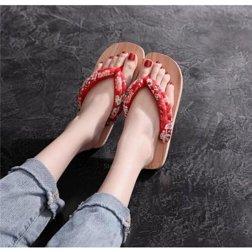 Adult Slides Women Slippers Japanese Geta Wood Non-slip Clogs Kimono Sandals Flip-flops for Female Geta Cosplay Costumes Shoes