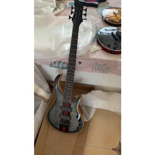 6string electric bass with fanned fret and thru neck