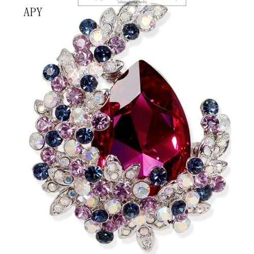 APY wine, 2 crystal crystal drops, love brooches, womens Rhine stone and alloy 2018 fashion accessorieS