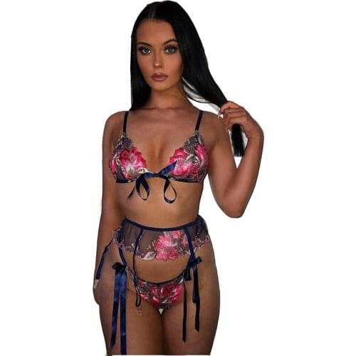 2021 Summer Hot Sale Floral Embroidery Sexy Womens Pajamas 3 Piece Suit New Fashion Lace Lingerie Sets