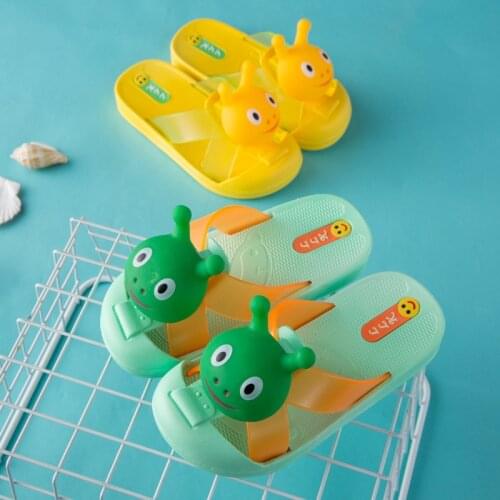 Childrens Soft Bottom Non-Slip Porous Shoes Boys and Girls Baby Slippers Cute Cartoon Wear-Resistant Non-Slip slippers toddler