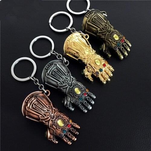 2018 Hot Movie Thanos Gauntlet Glove Keychain Key Ring For Fans Souvenir Key Chains Gift Accessories