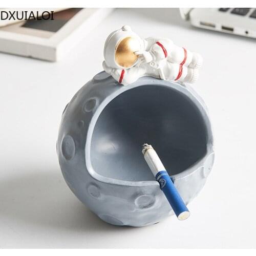 DXUIALOI cartoon creative ashtray with cover anti fly ash home decoration office living room desktop ashtray ornaments