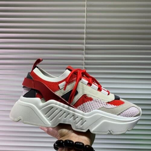 New Mens and womens running shoes Soft and comfortable Ultra light and breathable Jogging outdoors Mesh shoes