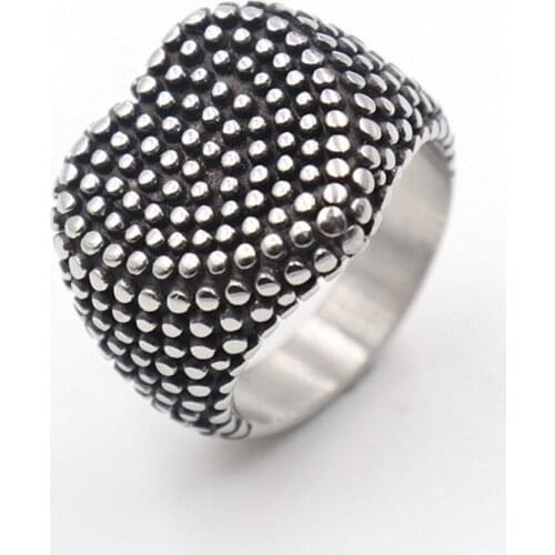 Megin D Vintage Personality Retro Boiled Black Heart-shaped Hemp Point Titanium Steel Rings for Men Women Couple Friend Gift