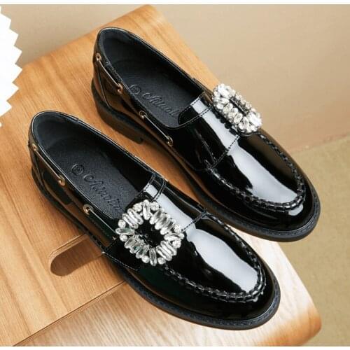 Chic Japanned leather crystal buckle small leather shoes women 2021 thick heels loafers woman flats flock diamond oxfords brogue