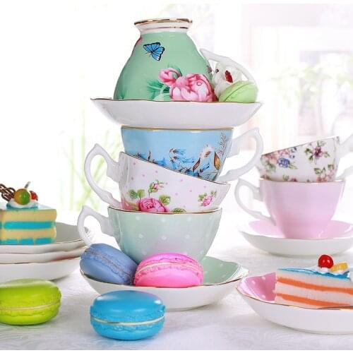 High-class European-Style Bone Porcelain Coffee Cup Ceramic Coffee Cups And Saucers Afternoon Tea Cup Red Tea Cups Free Shipping