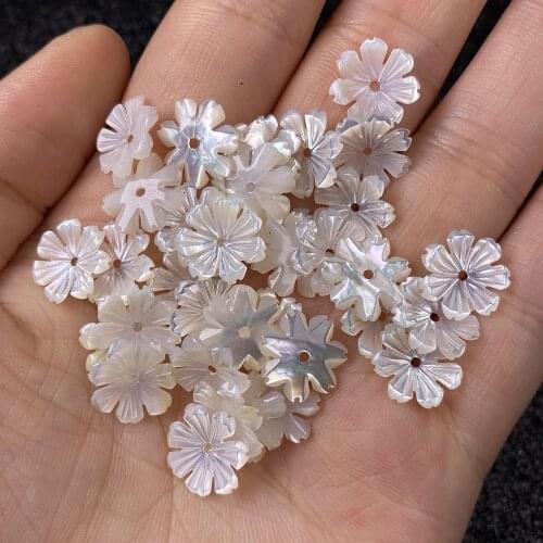 5Pcs Shell Beads Flower-shaped White Loose Shell For Jewelry Making DIY Necklace Bracelet Earring Handiwork Sewing Accessory