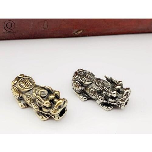 Retro Brass Brave Troops Knife Pendants EDC Outdoor Products DIY Paracord Beads Wealth Animal Umbrella Rope Hangings Keyrings