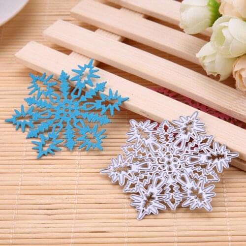 Winter Christmas Snowflake Cutting Dies Metal Embossing Stencil Cut Die Craft DIY Xmas Cards Album Book Scrapbooking Decoration