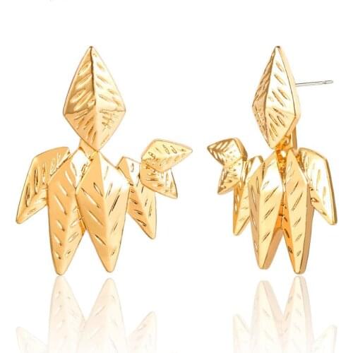 2020 Vintage Jewelry Exquisite Gold Leaf Earrings Zinc alloy earrings Modern Beautiful Feather Ear Stud Earrings For Women Brinc