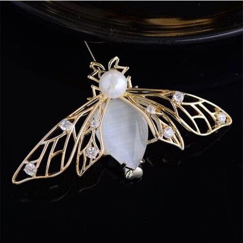 Модный брошь брошки на одежду Cute Bee Brooch Badges Brand Design Lapel pins 2021 Fashion Brooches on clothes Women Corsage