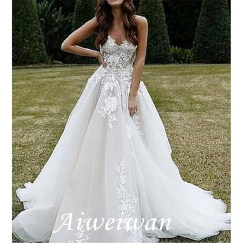 A-Line Wedding Dresses V Neck Sweep / Brush Train Lace Tulle Sleeveless Country Romantic with Appliques 2021