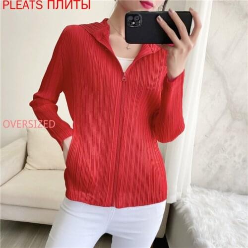 Miyake Pleated Coat Autumn and Winter New Long Sleeve Hat Zipper Slim Top Pleats Veste Femme Ropa De Mujer Chaqueta Mujer Veteme