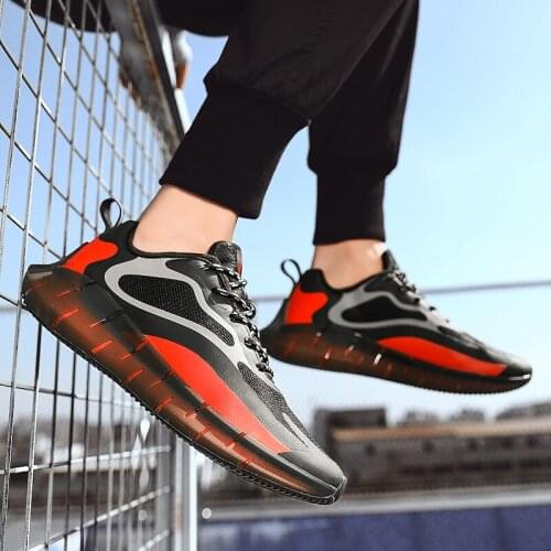 2020 New Fashion Sneakers Men Vulcanized Sports Shoes Lighted Breathable Trainers Shoes Black Footware Tenis Masculino