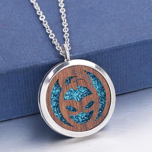 1pc Magnetic Open Wooden Party Mask Pendant for Aroma Perfume Essential Oil Diffuser Locket Stainless Steel Necklace Jewelry