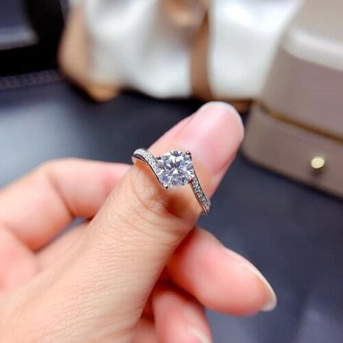 Engagement ring crackling moissanite ring for women jewelry real 925 sterling silver 1 carat gem shiny party gift