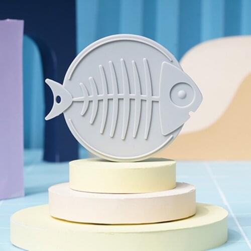 Reusable Pet Food Can Cover Pet Cat Dog Food Feeding Spoons Pet Food Storage Tin Cap Lid Seal Cover Pet Puppy Dog Products