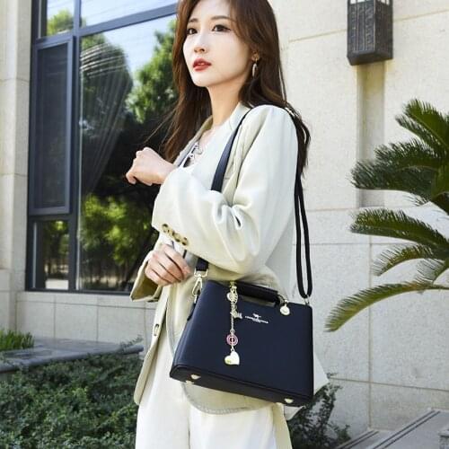 Recommended boutique womens bags new 2021 messenger bag shoulder bag large-capacity ladies fashion handbag