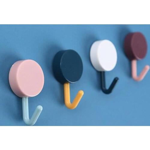 1pcs Random Color Small Hook Strong Viscose Refrigerator Wall Hook Free Punching Seamless Hook Bathroom Kitchen Multi-scene Hook