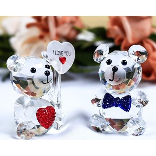 1 Piece Cute Bear Crystal Figurine With A Heart Shaped Ornament Glass Animal Miniature Love Romantic Gifts Home Decoration