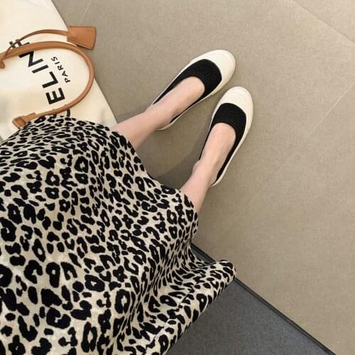 Women Casual Flat Shoes Spring Autumn Flat Loafer Women Shoes Slips Soft Round Toe Flats Shoes Womens Lefu Shoes Nurse Shoes