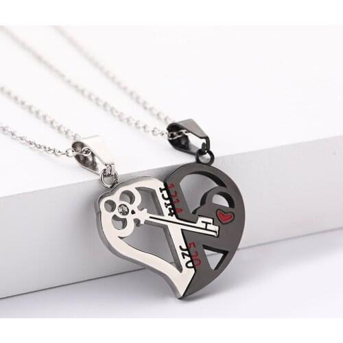 Couple Necklace Broken Heart 2pcs Splice Key Locket 520 1314 Pendant Necklace Double Color Friends Family Lovers Jewelry Gift