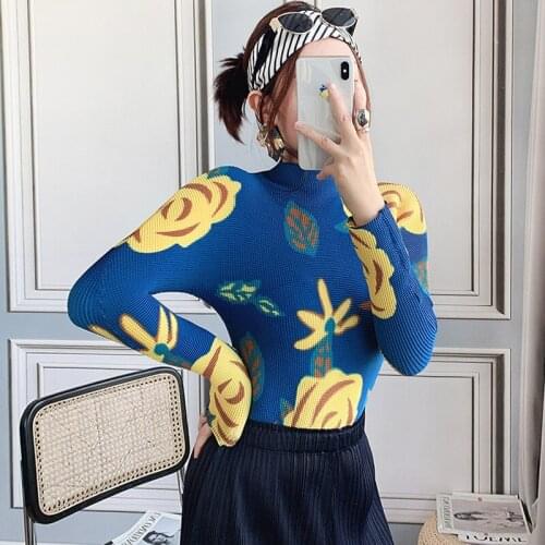 Issey miyak pleated high-end half high-neck bottoming Tees 21 summer women slimming printed long-sleeved vintage tops for woman