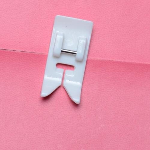 10PCS/LOT DOMESTICSEWING PRESSER FOOT SNAP ON 7301P PLASTIC PRESSER FOOT ZIG ZAG FOOT ZIGZAG FOOT FOR SMOOTH FABRICS